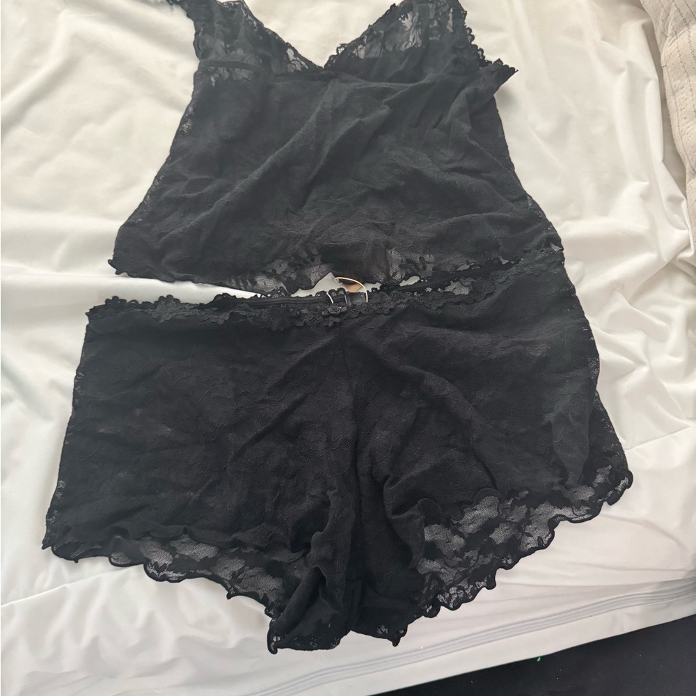 SKIMS Elegant Black Lace Chemise Set